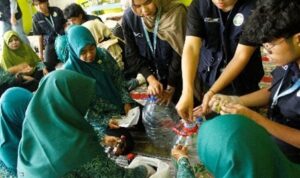 proses pembuatan POC (pupuk organik Cair) oleh UB